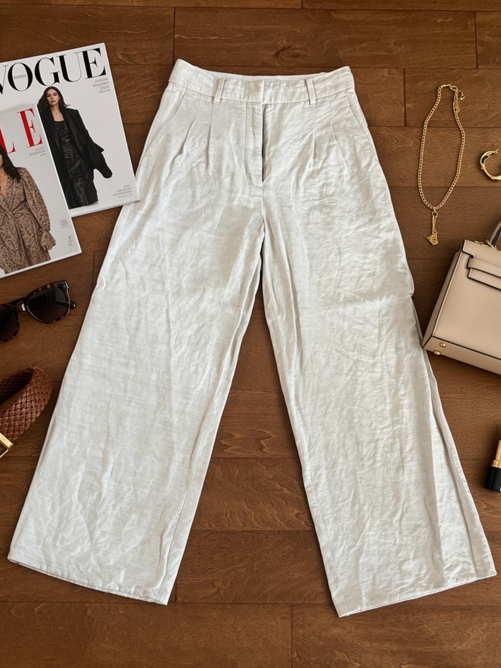 Aritzia Wide Leg Linen-Blend Pants in Soft White